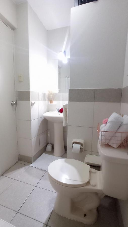 Apartamento Hab Individual baño compartido Lima Exterior foto